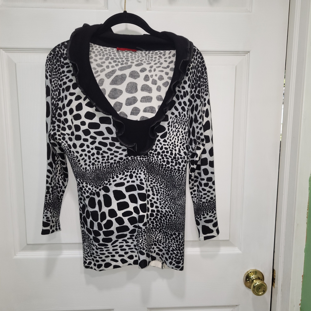 Red Black and White Patterned Top